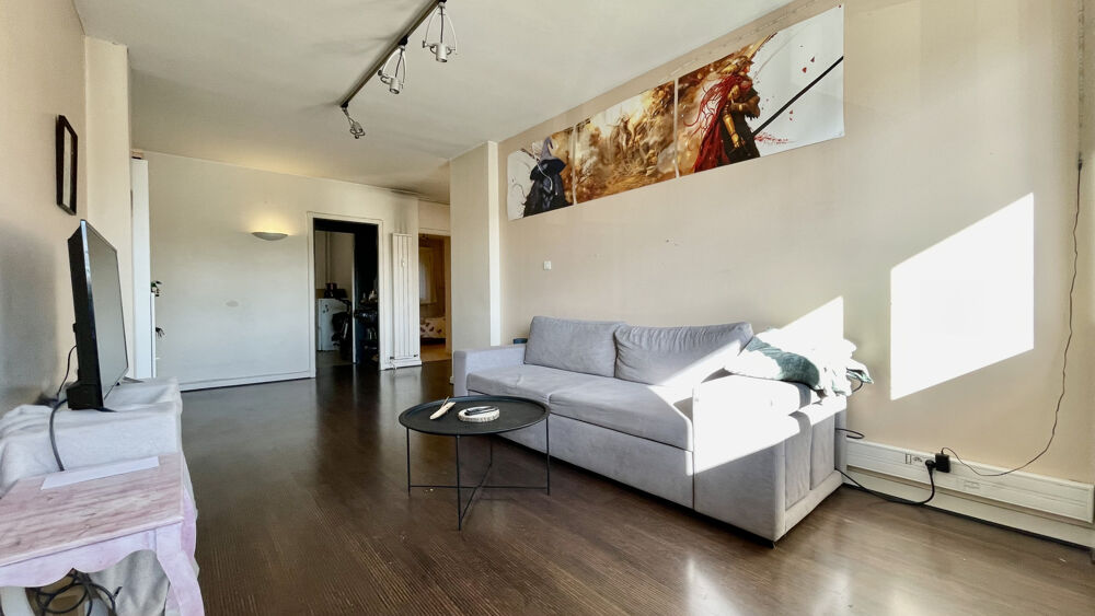 Vente Appartement APPARTEMENT TYPE 3 AVEC COUR / CALUIRE / CAVE / VISITE VIRTUELLE Caluire et cuire