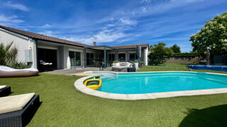 Vente Maison Superbe Villa familiale avec piscine, jardin paysagé et terrain de pétanque / visite virtuelle. Decines charpieu
