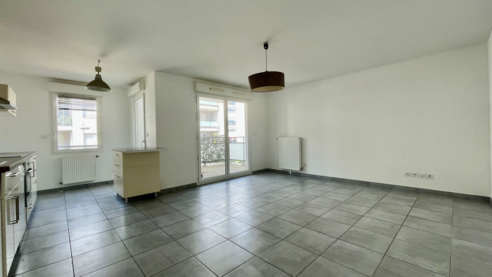 Vente Appartement T3 de 69 m2 avec balcon et garage   Résidence récente Meyzieu
