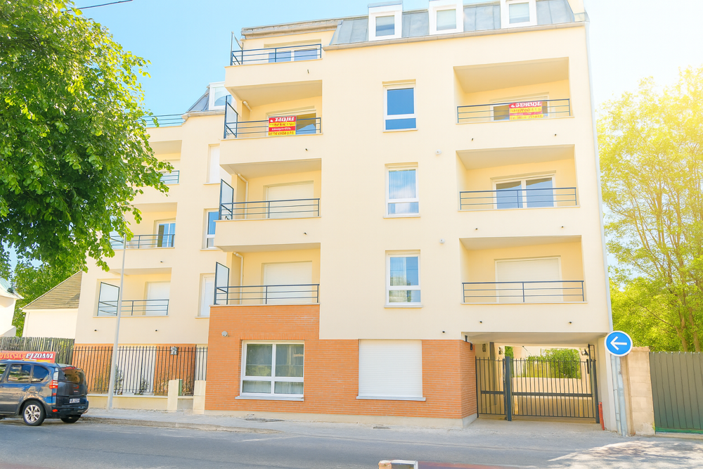 Grand appartement petite surface à vendre à Noisy-Le-Grand