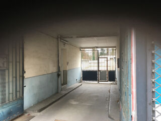  Parking / Garage � louer 1 pi�ce 10 m�