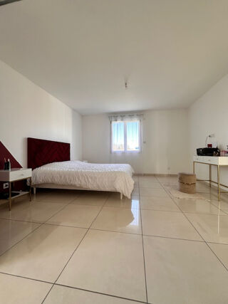  Maison � vendre 6 pi�ces 220 m�