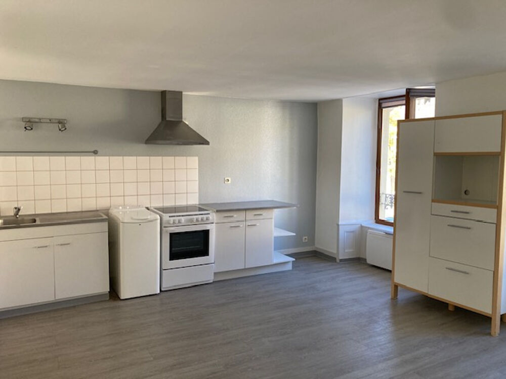 MONTBELIARD, 2 pièces au 1er étage