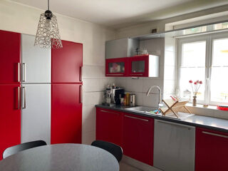  Maison  vendre 8 pices 170 m