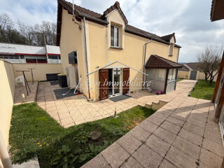  Maison Provins (77160)