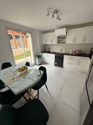  Maison � vendre 6 pi�ces 234 m�