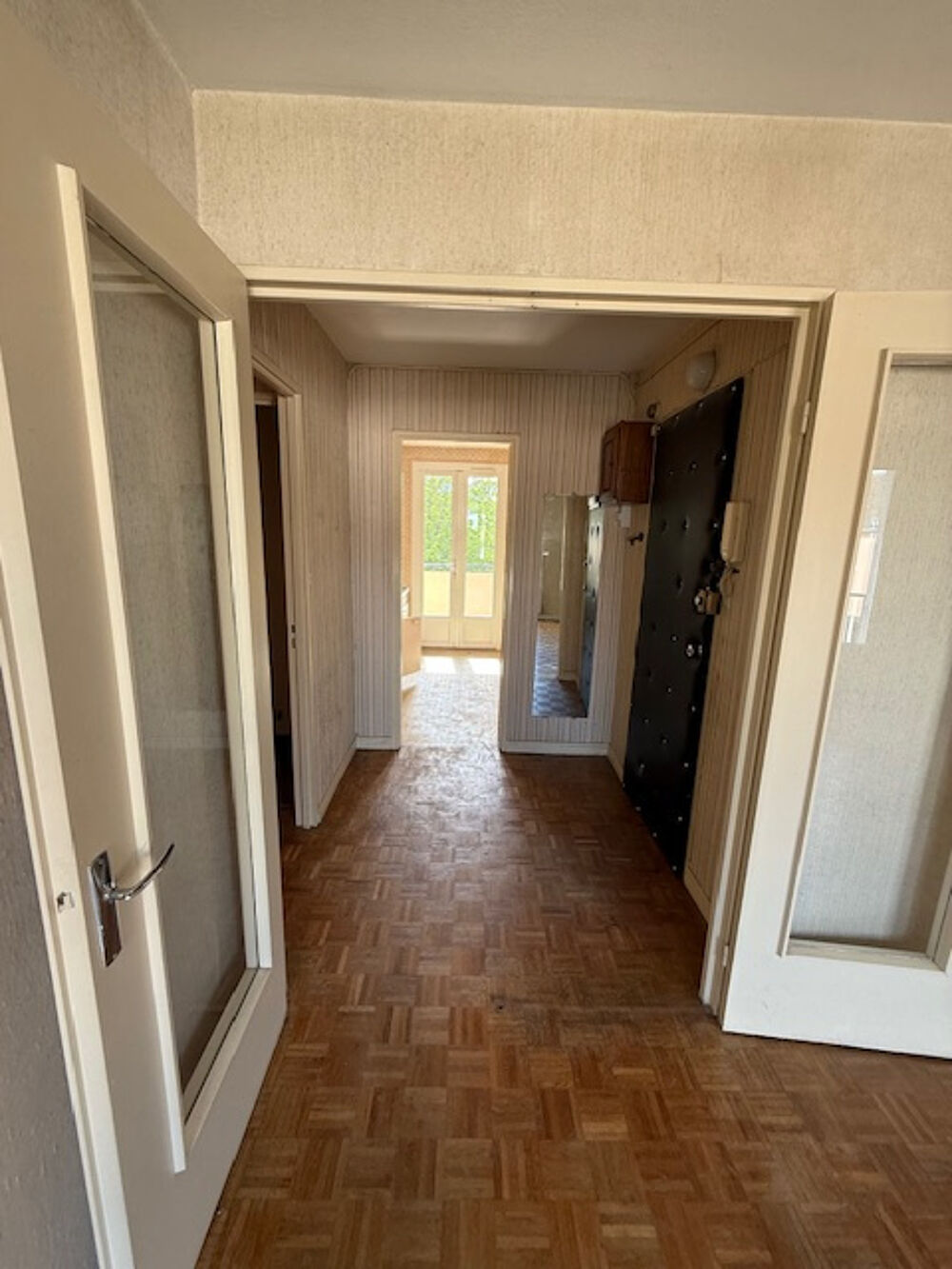 Appartement F4 - PROVINS - dans résidence