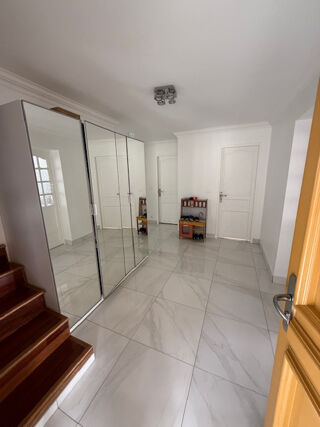  Maison � vendre 6 pi�ces 234 m�