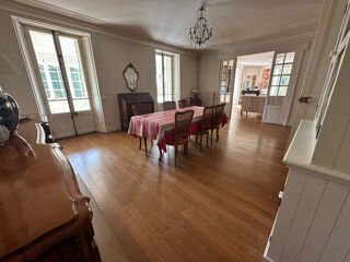  Propri�t�/ch�teau � vendre 11 pi�ces 270 m�