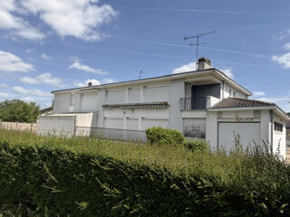  Propriété/château à vendre 6 pièces 310 m²