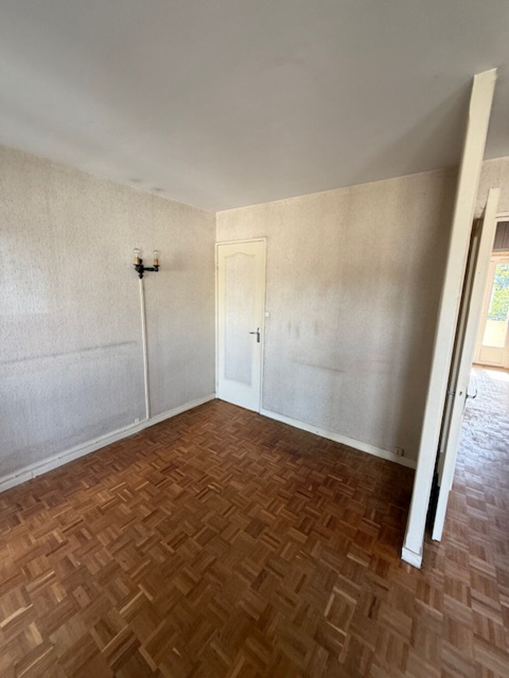 Appartement F4 - PROVINS - dans résidence