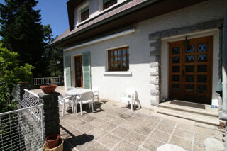  Maison  vendre 9 pices 209 m
