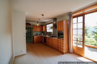  Maison  vendre 9 pices 209 m