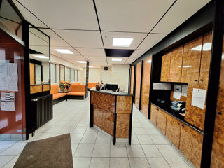  Immeuble � vendre 9 pi�ces 225 m�