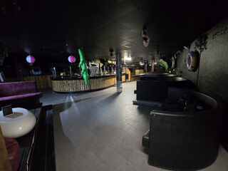  Immeuble � vendre 15 + pi�ces 493 m�