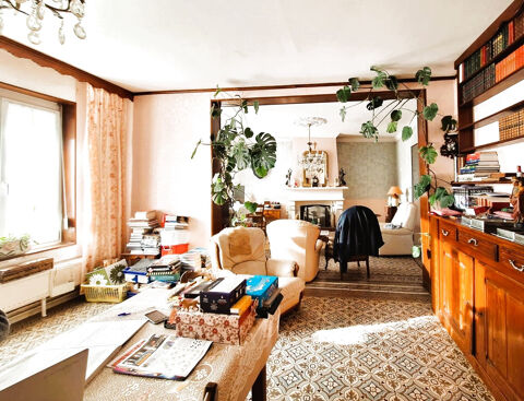   Grande maison individuelle Maison - 9 pi�ce(s) - 210 m�