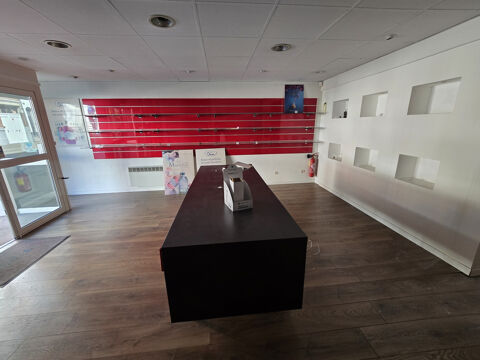 local commercial de 400m2 au centre de lens 367000 62300 Lens