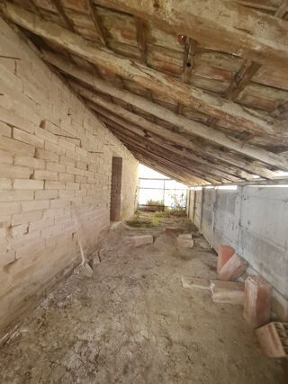  Parking / Garage � vendre 2 pi�ces 140 m�