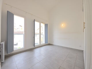 Location Appartement CHARMANT T2 RUE JOSEPH VERNET Avignon