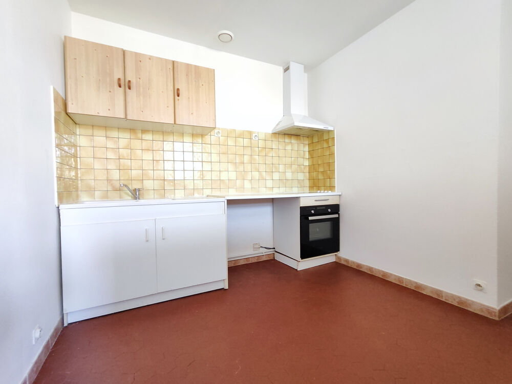 Location Appartement T2 idéalement situé centre-ville Bedarrides