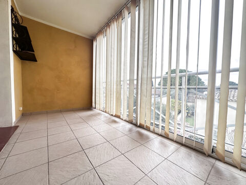   T2 r�sidence ferm�e avec TERASSE ferm�e et PISCINE !!! Appartement - 2 pi�ce(s) - 47 m�