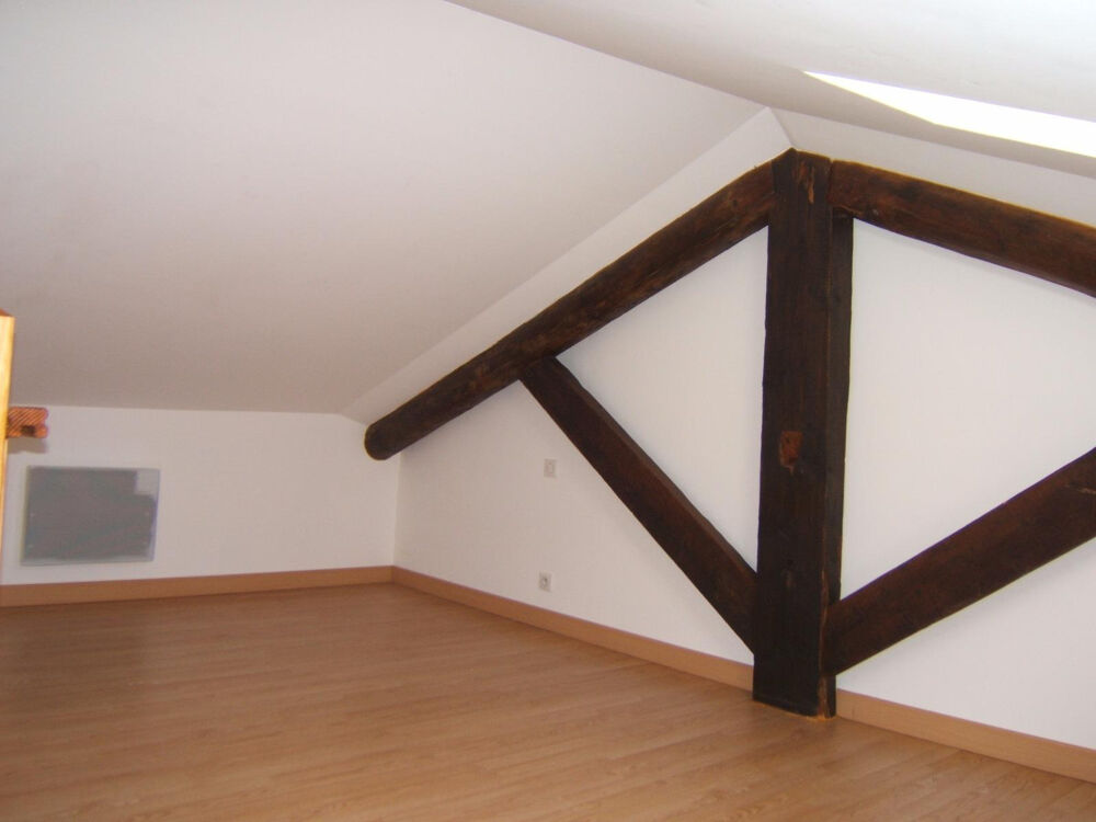Location Duplex/Triplex appartement de type 2 au 1er étage Bedarrides