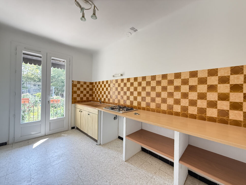 Location Appartement T3 AVEC GRAND GARAGE ET JARDIN Bedarrides