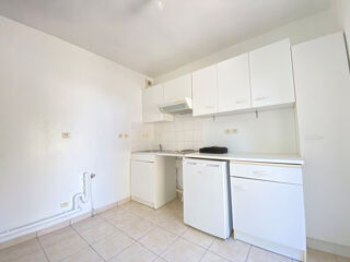  Appartement à louer 2 pièces 33 m²