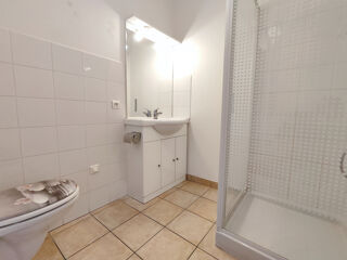  Appartement à louer 2 pièces 32 m²