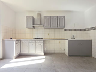  Maison à louer 4 pièces 121 m²