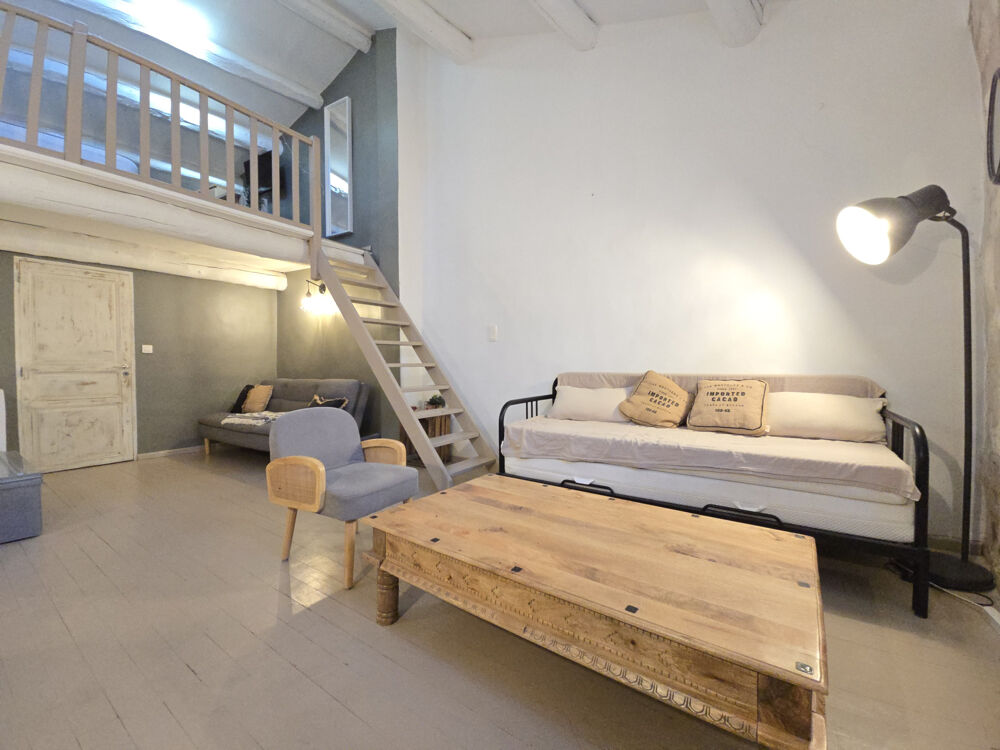 FRAIS D'AGENCE OFFERTS - CHARMANTE MAISON DE VILLE MEUBLE