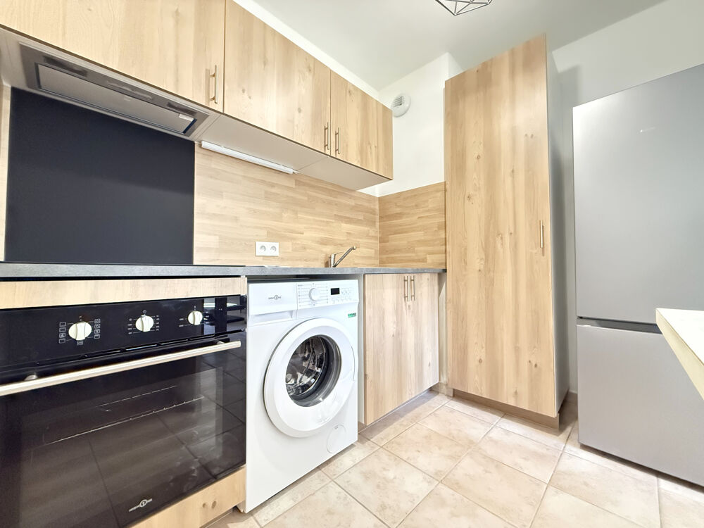 Location Appartement LOGEMENT MEUBLE D'ENVIRON 55 M2 REFAIT A NEUF !!! Bedarrides