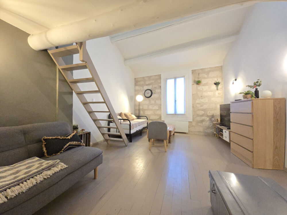 FRAIS D'AGENCE OFFERTS - CHARMANTE MAISON DE VILLE MEUBLE