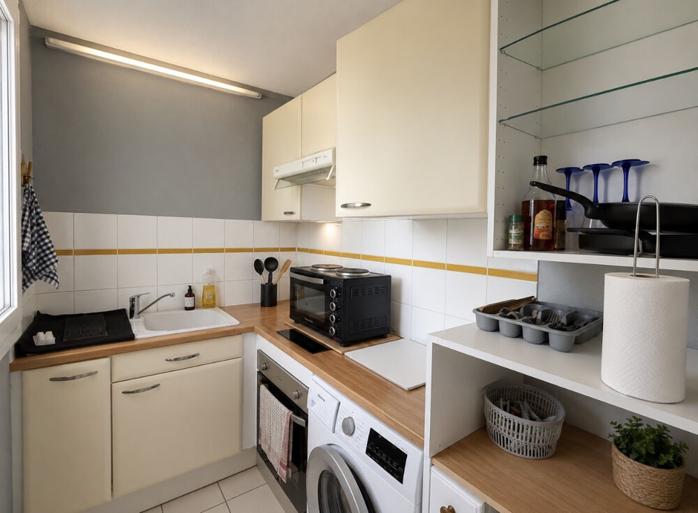 Vente Appartement Studio T1 avec terrasse, place de parking et cave à Sorgues Sorgues