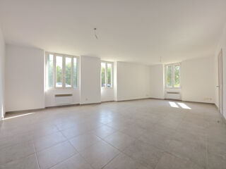  Maison à louer 4 pièces 121 m²