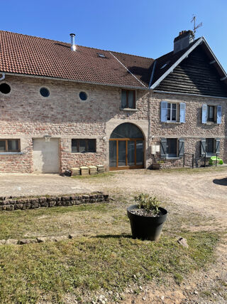 Maison 7 pièces 220 m² · à Saint-Dié-des-Vosges · 220 m² · 240 000 €