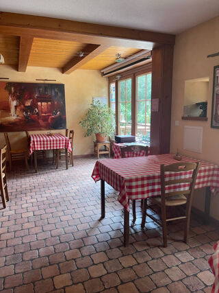  Maison à vendre 15 + pièces 776 m²