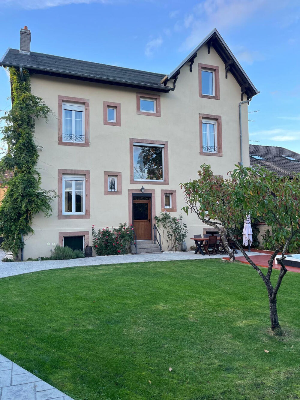 Vente Maison RAON-L'ÉTAPE   Maison de maître du début du XXe siècle   269 m2 Raon l etape