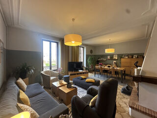  Appartement à vendre 11 pièces 200 m²