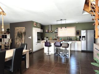  Maison à vendre 6 pièces 174 m²