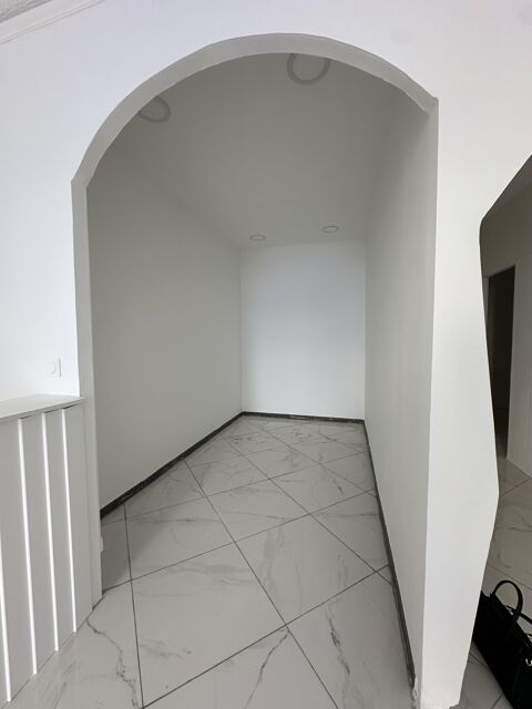   Vente murs pro  à Béziers 
