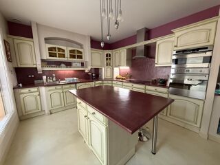  Maison  vendre 7 pices 