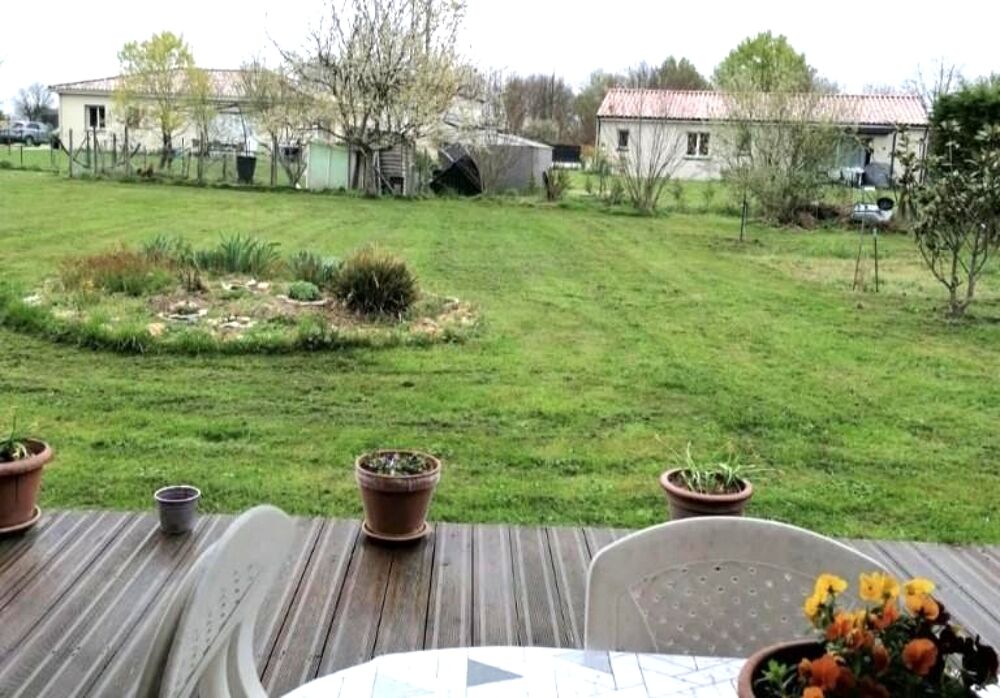 Maison et grand terrain 4 pièces