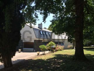  Maison  vendre 9 pices 250 m