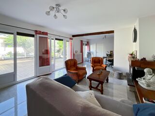  Maison  vendre 6 pices 126 m