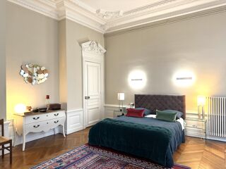  Appartement � vendre 5 pi�ces 212 m�