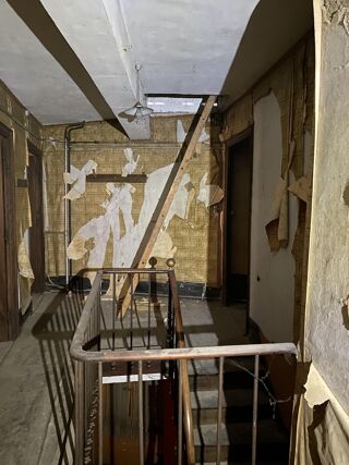  Maison à vendre 15 + pièces 320 m²