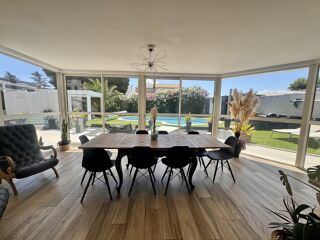  Maison  vendre 8 pices 225 m