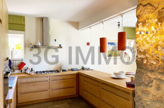  Maison  vendre 10 pices 360 m