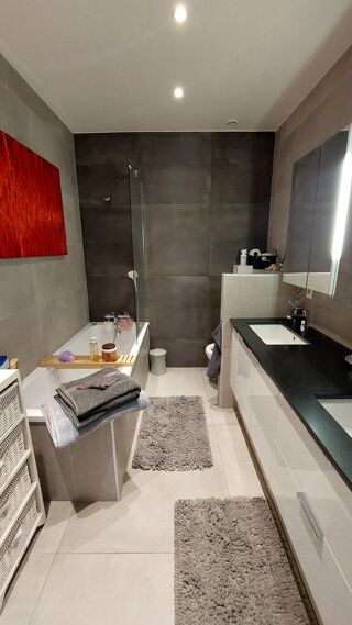  Appartement � vendre 4 pi�ces 94 m�